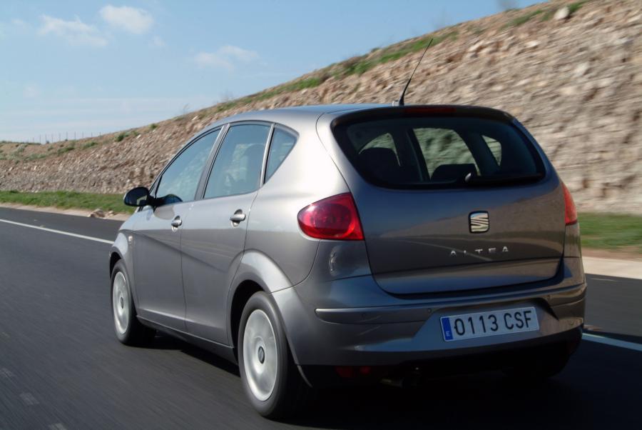  Seat Altea 2004 года  (фото 44 из 132)